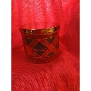 BATH & BODY WORKS 3-Wick Scented Candle, 14.5 oz. THE PERFECT CHRISTMAS 🎄🎅🏼